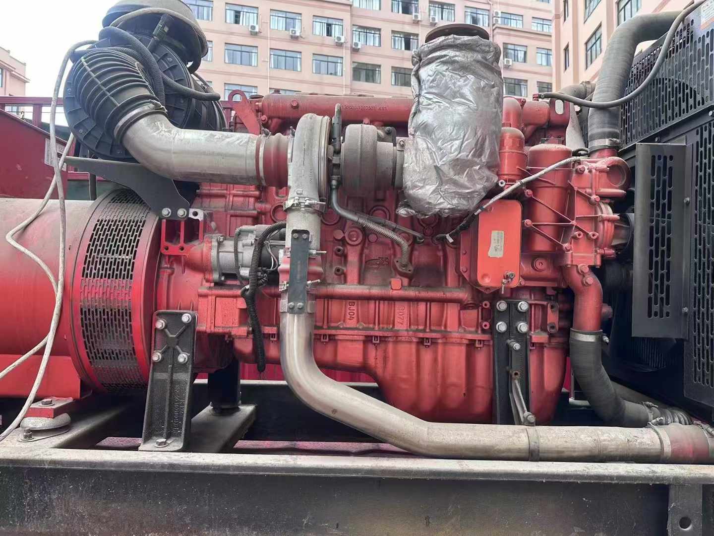 城中如何选择适合 600kW 柴油发电机组的过载保护器？